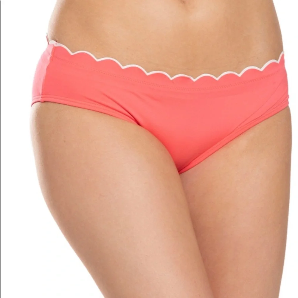 NWOT Kate‎ Spade darling scallop bikini bottoms!